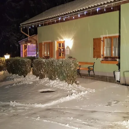 Ferienhausfindling St.lambrecht * 圣兰布雷希特