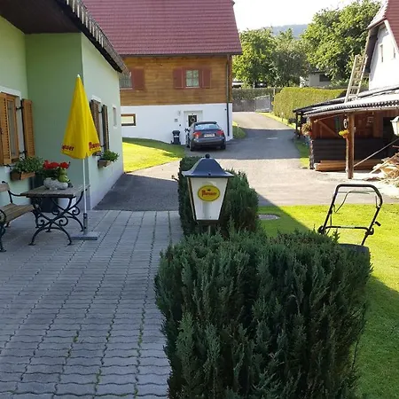 Ferienhausfindling St.lambrecht Nyaraló *