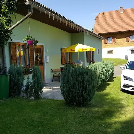 Ferienhausfindling St.lambrecht 펜션 *